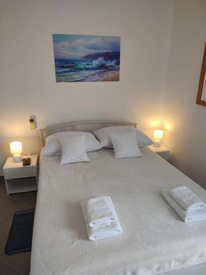 Blaza Apartment Prvić Luka Екстериор снимка